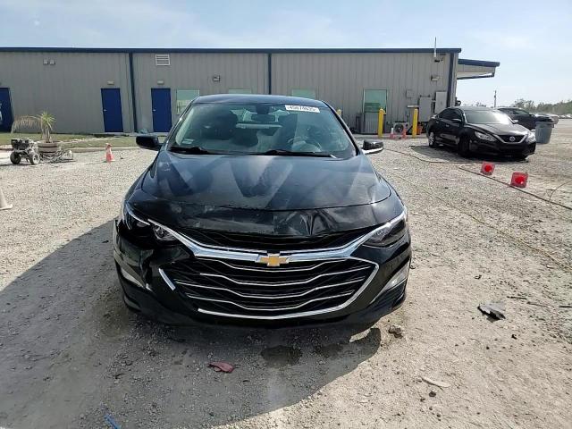 2019 Chevrolet Malibu - Image 13