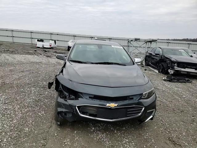 2018 Chevrolet Malibu - Image 11