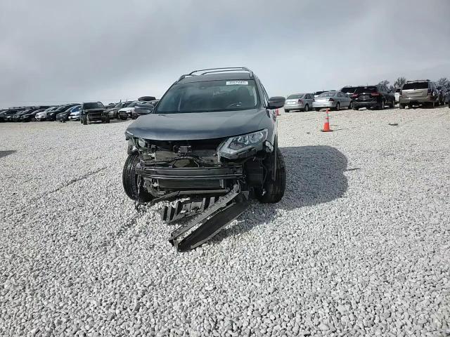 2019 Nissan Rogue - Image 11