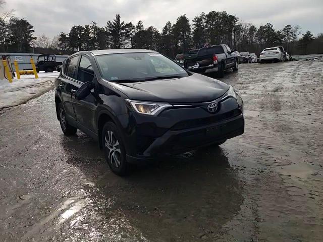2018 Toyota RAV 4 - Image 11