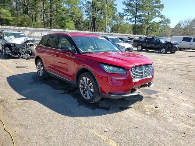 2022 Lincoln Corsair - Image 13
