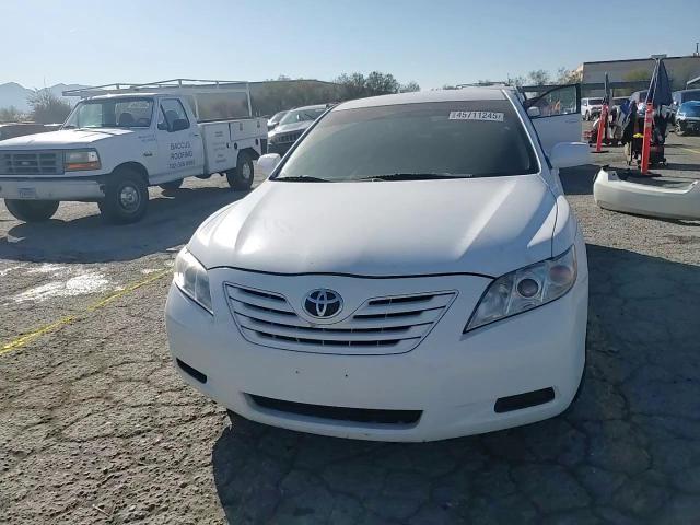 2009 Toyota Camry - Image 10