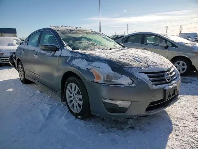 2015 Nissan Altima - Image 10