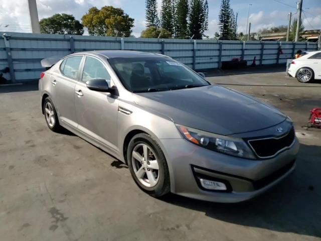 2015 Kia Optima - Image 10