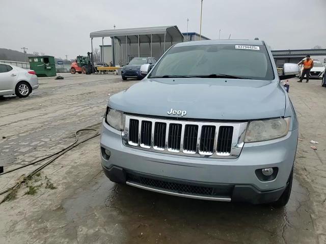 2012 Jeep Grand Cherokee - Image 14