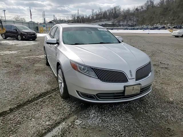 2014 Lincoln MKS - Image 13