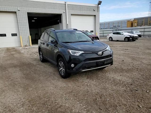 2018 Toyota RAV 4 - Image 11