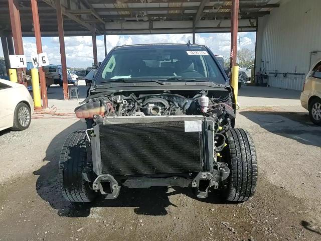 2018 GMC Yukon - Image 15