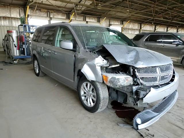 2018 Dodge Caravan - Image 11