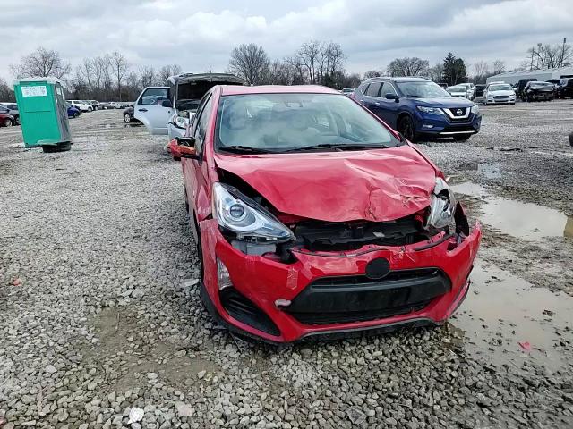 2017 Toyota Prius - Image 11