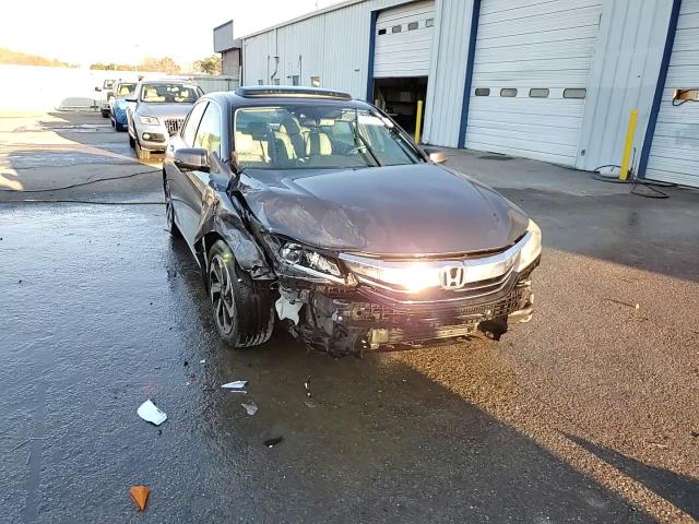 2017 Honda Accord - Image 13