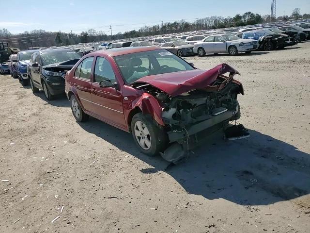 2005 Volkswagen Jetta - Image 10