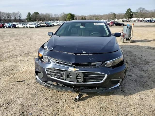 2017 Chevrolet Malibu - Image 11