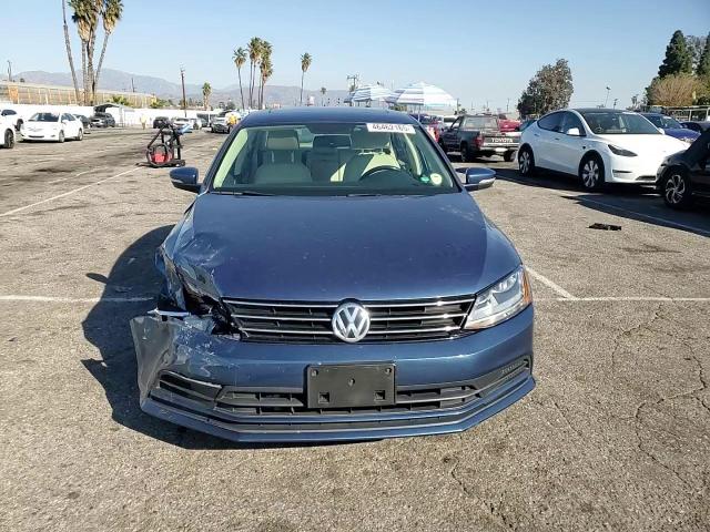 2017 Volkswagen Jetta - Image 11