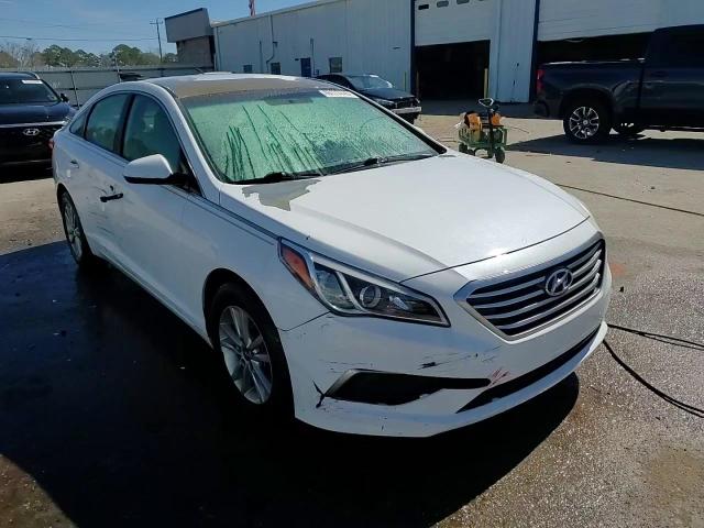 2016 Hyundai Sonata - Image 13