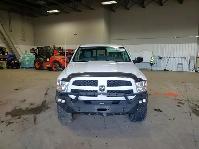 2015 RAM 1500 - Image 10