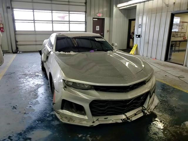 2017 Chevrolet Camaro - Image 11