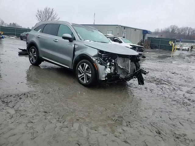 2023 Kia Sorento - Image 14