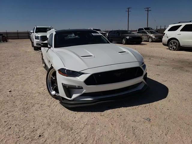 2022 Ford Mustang - Image 11