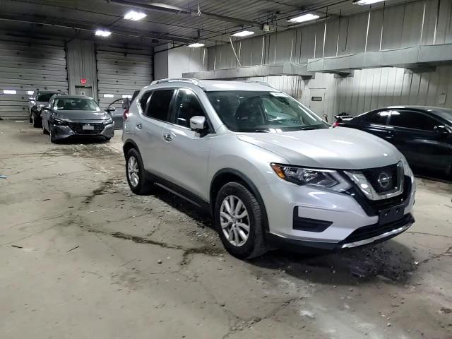 2017 Nissan Rogue - Image 12