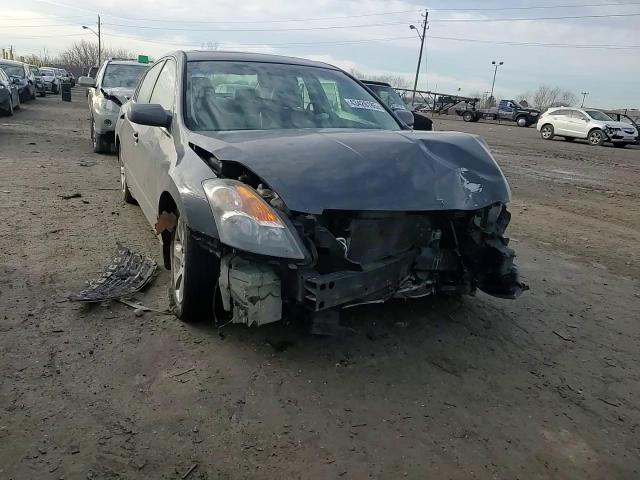 2009 Nissan Altima - Image 10