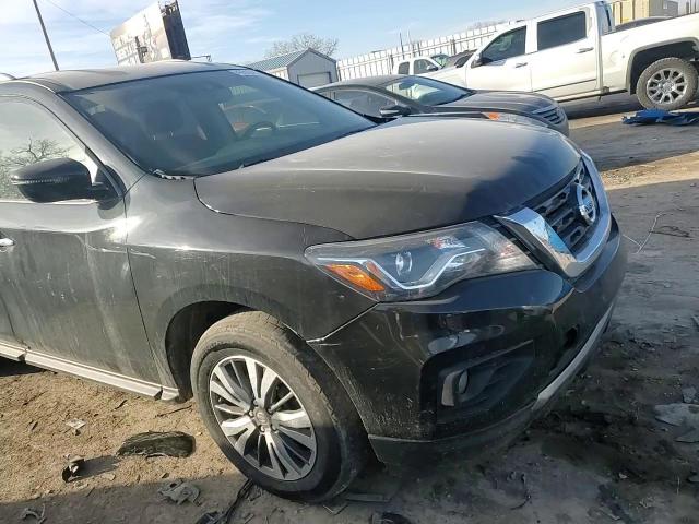 2018 Nissan Pathfinder - Image 11