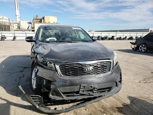 2019 Kia Sorento - Image 11