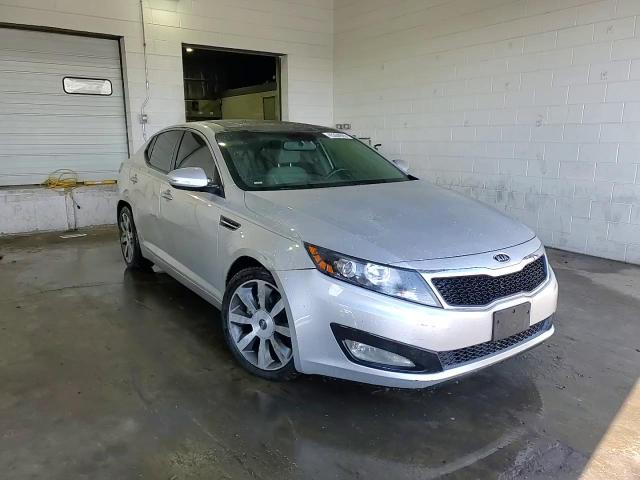 2012 Kia Optima - Image 14