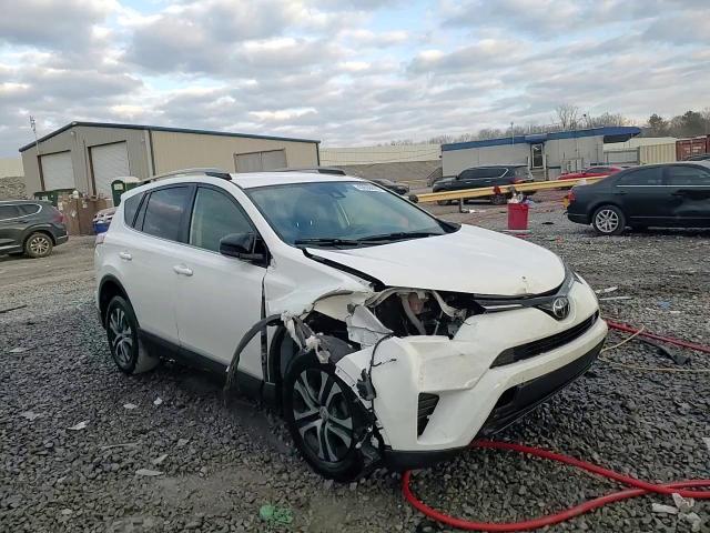 2018 Toyota RAV 4 - Image 14