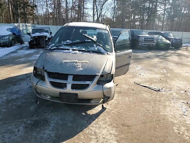 2003 Dodge Caravan - Image 11