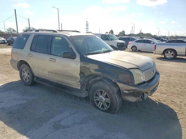 2004 Mercury Mountaineer - Image 11