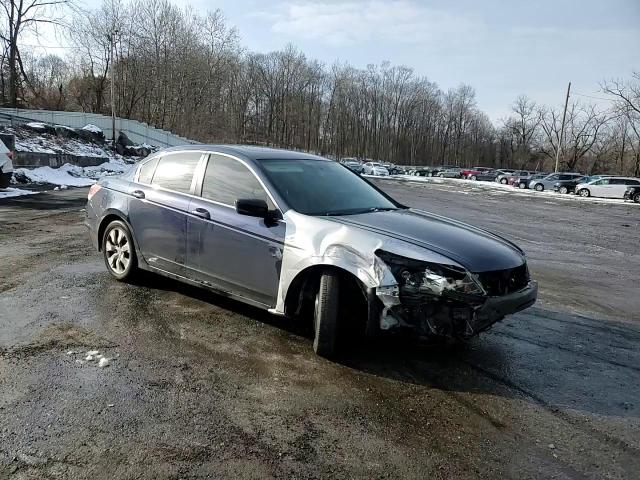 2009 Honda Accord - Image 11