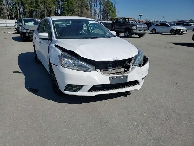 2018 Nissan Sentra - Image 10