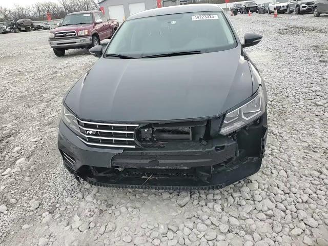 2017 Volkswagen Passat - Image 11
