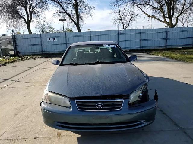 2001 Toyota Camry - Image 11