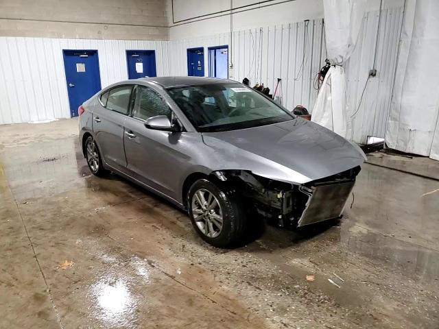 2018 Hyundai Elantra - Image 14