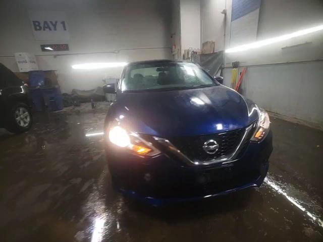 2017 Nissan Sentra - Image 13