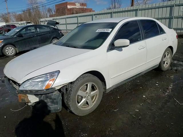 2005 Honda Accord - Image 10