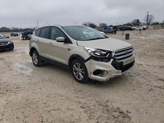 2017 Ford Escape - Image 11