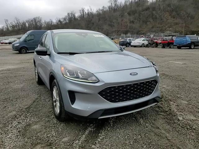 2022 Ford Escape - Image 14
