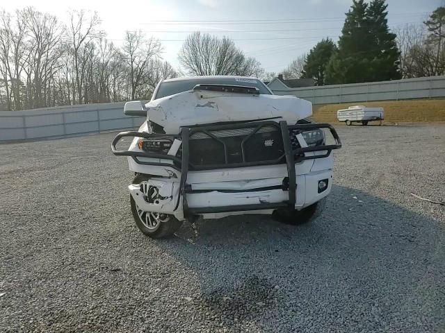 2020 Toyota Tundra - Image 11