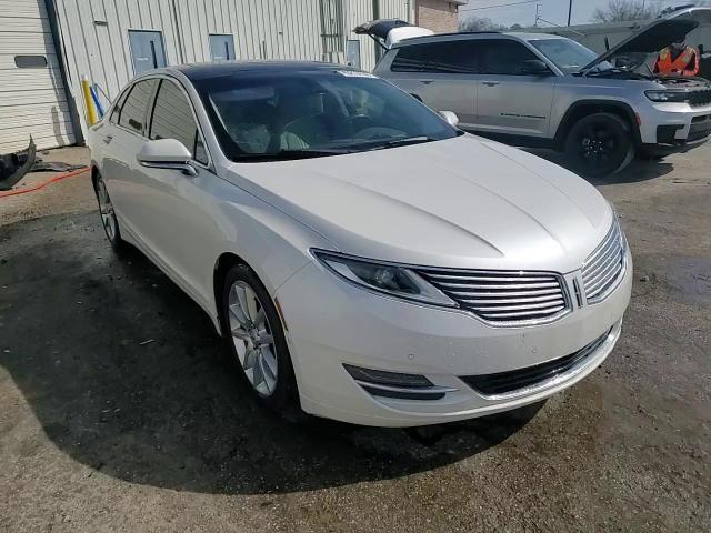 2016 Lincoln MKZ - Image 11