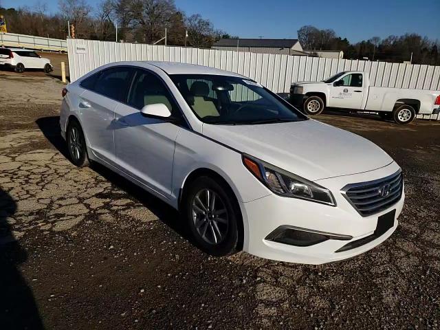 2017 Hyundai Sonata - Image 11