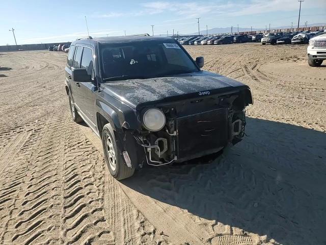 2012 Jeep Liberty (Patriot) - Image 12