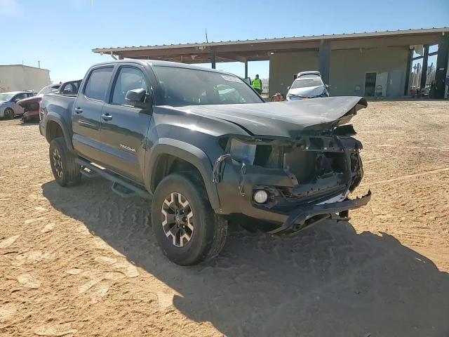 2019 Toyota Tacoma - Image 10