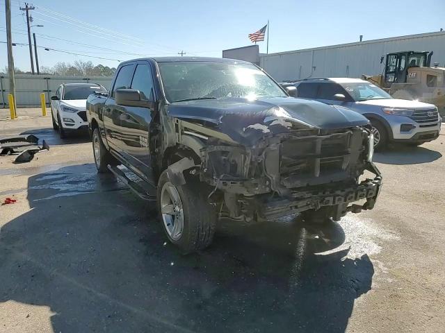 2015 RAM 1500 - Image 14