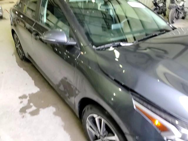 2024 Kia Forte - Image 13