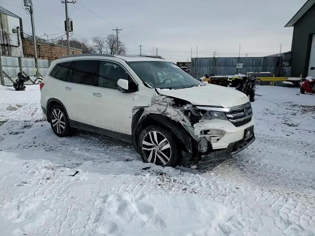2017 Honda Pilot - Image 12