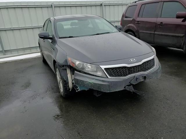 2011 Kia Optima - Image 11