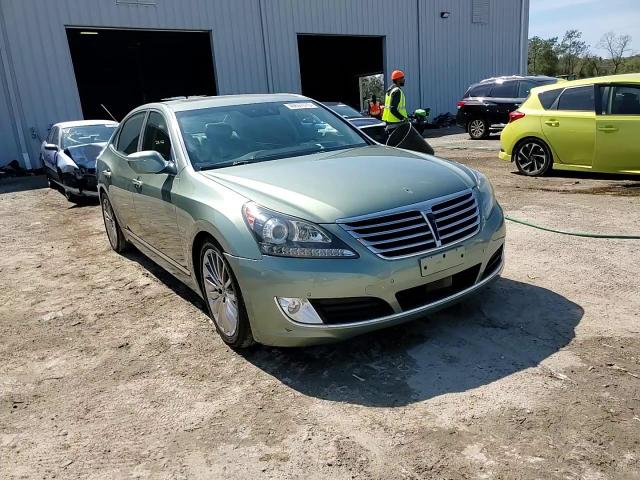 2015 Hyundai Equus - Image 13